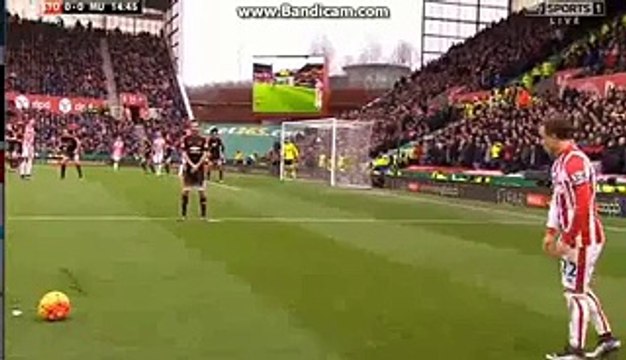 Xherdan Shaqiri Super Free Kick Chance Stoke City 0-0 Manchester United 26-12-2015