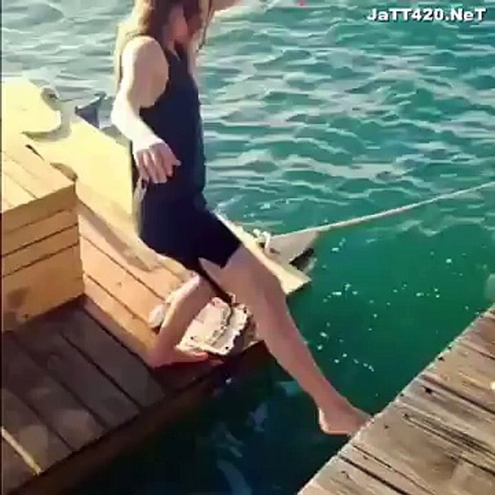 girl funny