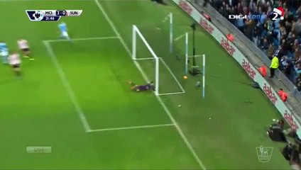 GOOOOAL Wilfried Bony  Manchester City 3-0 Sunderland - 26-12-2015