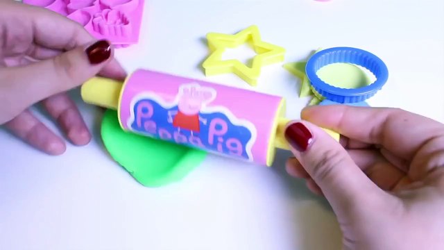 Peppa Pig Mega Dough Set Play Doh Fun Factory Machine Play Dough Treats Cupcakes Toys