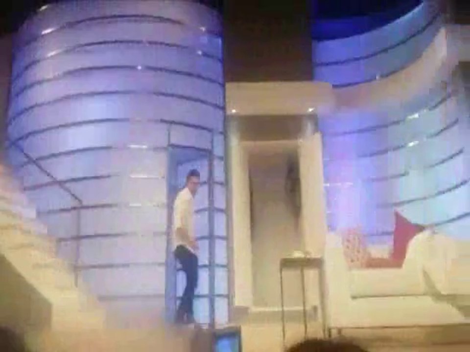 Saludo final Marcianos en la Casa en el estreno (video @ferg_ramallo) - 25 de Diciembre