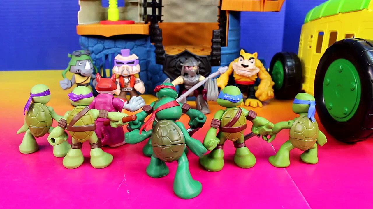 Teenage Mutant Ninja Turtles Half Shell Heroes TMNT Mikey Replica Robot Battle Shredder Cl