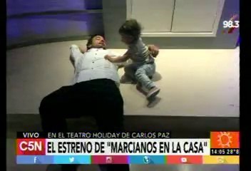 Hablan de Marcianos en la Casa en Viva la Tarde - 26 de Diciembre