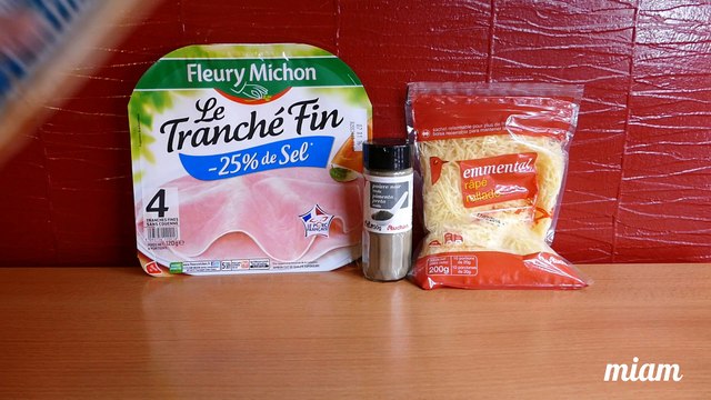 Feuilletés jambon fromage