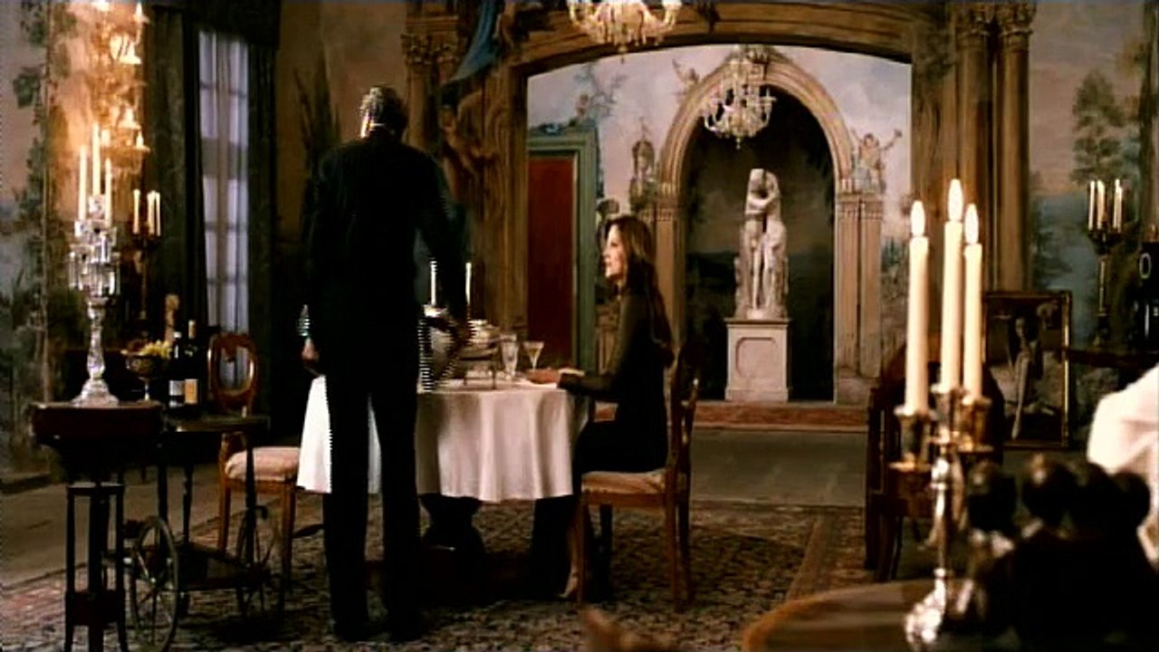 Sylvia Hoeks Scene from The Best Offer