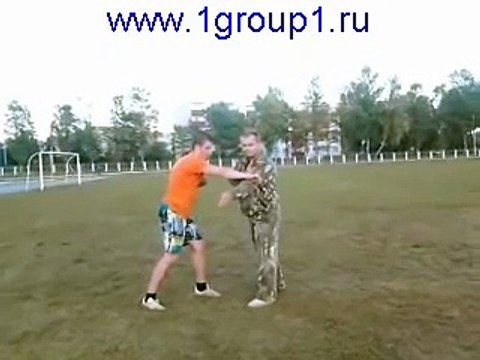 Борьба. Защита от удара ножом сбоку, рукопашный бой видео уроки