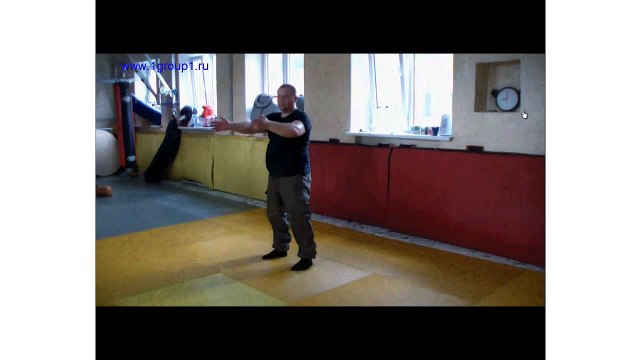 Принципы защиты от горизонтального удара палкой