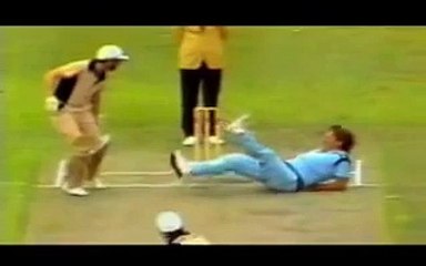 Funny Cricket Moments !! You will surely laugh every time you watch it