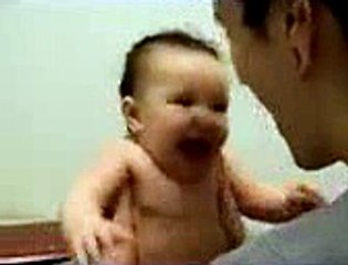 The best of 2016 Babys Cute Reaction to His Father with Crying
