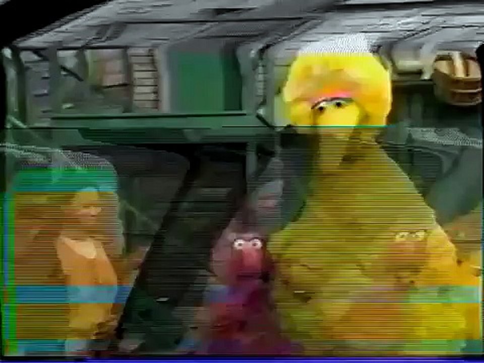 Sesame Street Whoopi Goldberg Demostrates Acting