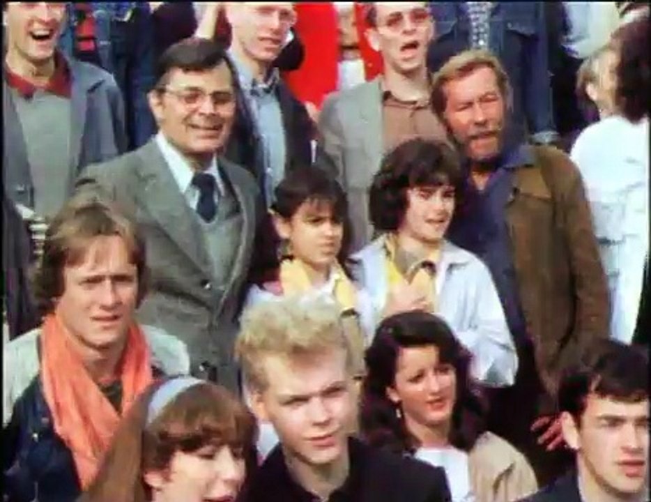 Manni, der Libero (1981) - Folge 1 - Einer von 2 Millionen