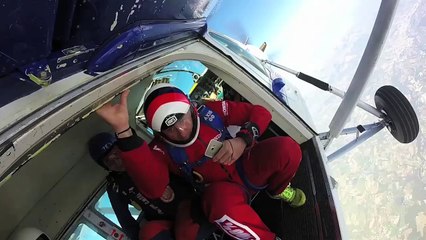 Sebastien Carbillet se prend en selfie en chute libre avec le Samsung S6 Edge