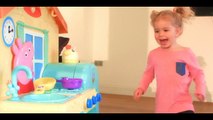 peppa Peppa Pig Kitchen (Interactive Playset by Peppa Pig) - ToySeek kitchen