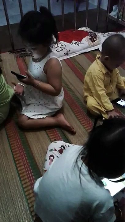 ThankTV.com - Con nít thời a còng..
