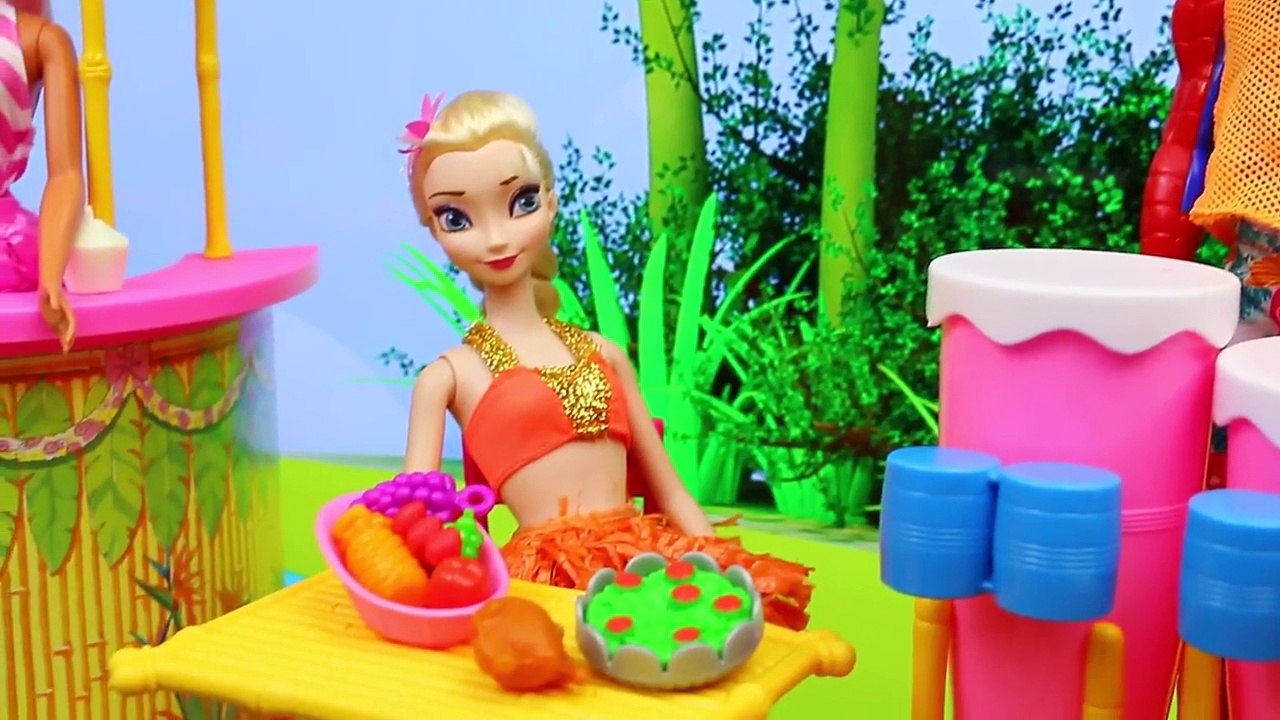 BARBIE Hawaiian Fun Playset with Frozen Elsa, Spiderman & Ariel Surprise Toys Blind Bags i