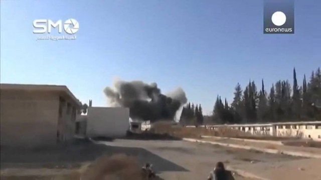 AVIONET RUSE VRASIN GJATE BOMBARDIMEVE SHEFIN E NJE PREJ GRUPEVE OPOZITARE NE SIRI LAJM