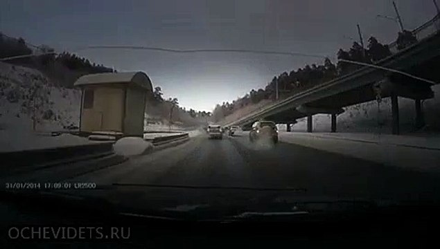 Неприятный подарочек от фуры