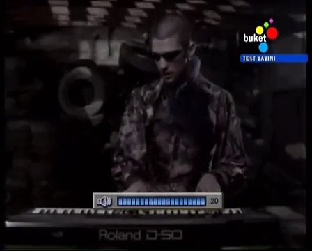 sezen aksu- onu alma beni al ( facebook.com/askadinasarkilar)