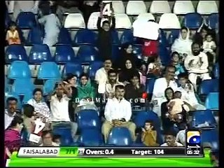 Shoaib Akhtar VS (Mohammad Hafeez)