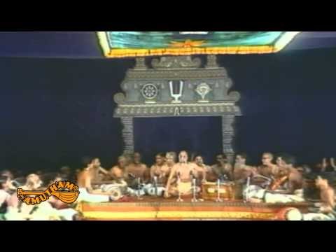 Brindavan Mey Kunja Bhavan Mey - Bhakthi Sangeeth - Swami Haridhoss Giri