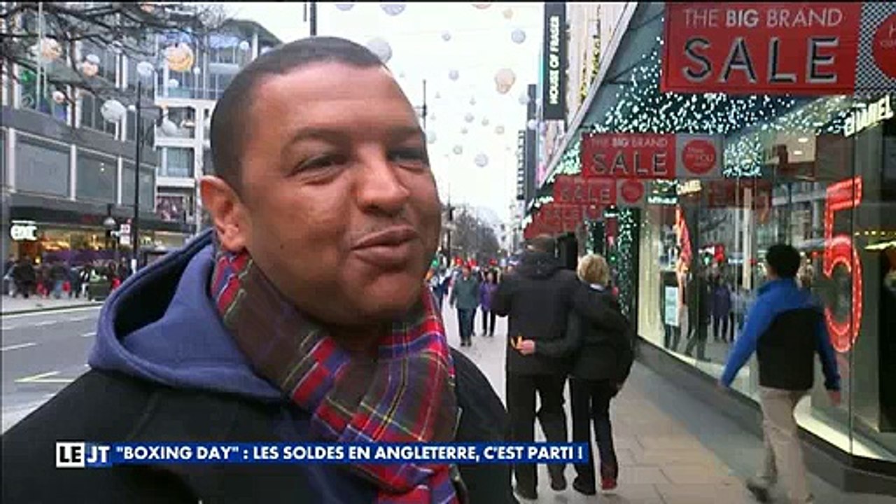 Boxing Day : Les soldes à Londres bousculent les foules et certains râleurs ! Regardez