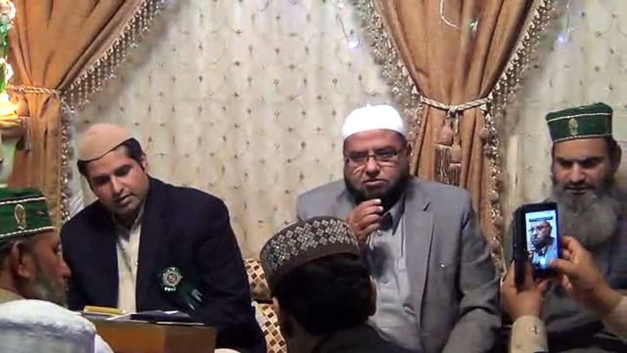 Khalil Ahmed Sahib~Urdu Naat Shareef~Sallay Ala Pukaro Sarkar Aa gaye