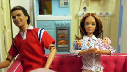 S4 E1 Midge and Alans Fight | The Barbie Happy Family Show