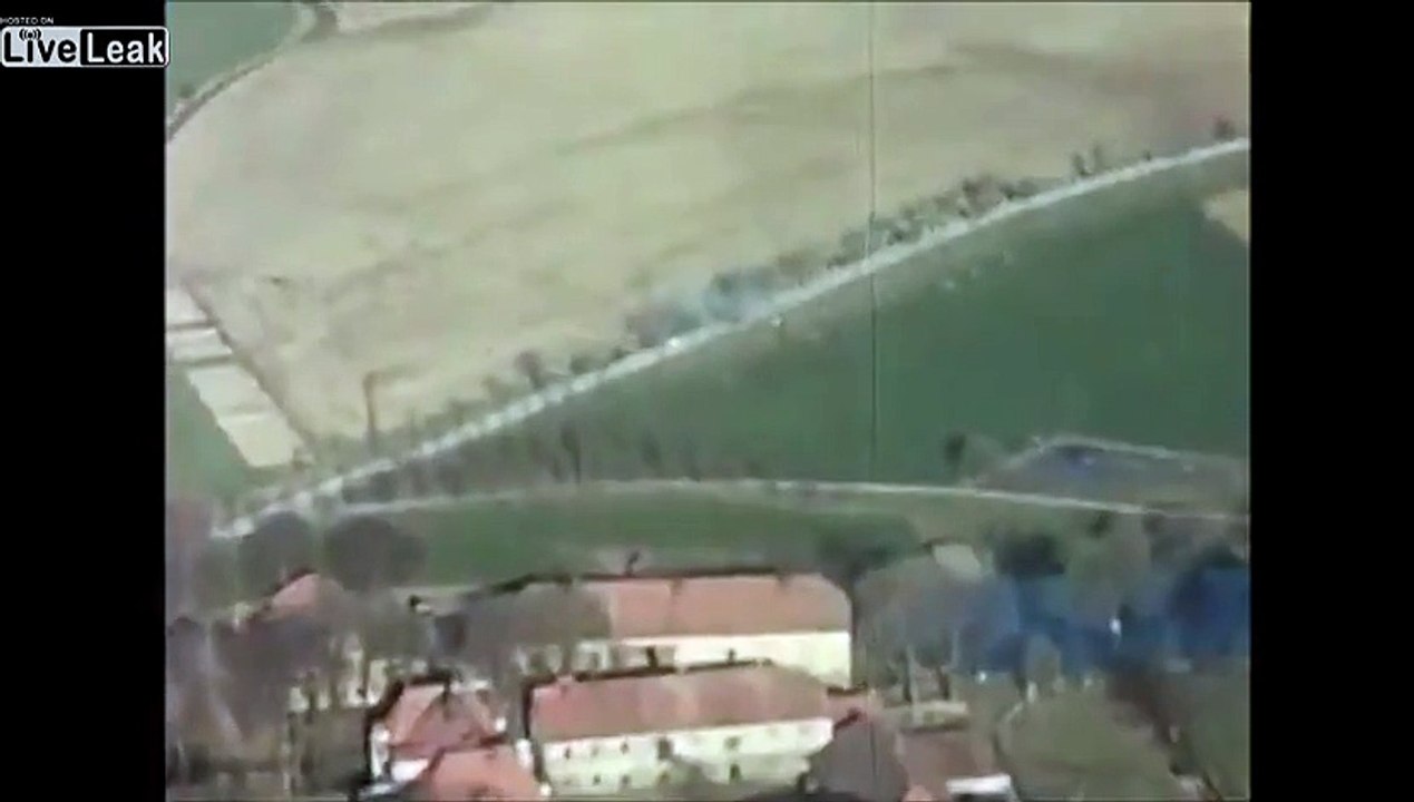 Amazing WW2 Gun-Cam Footage - Enemy Visible - video Dailymotion