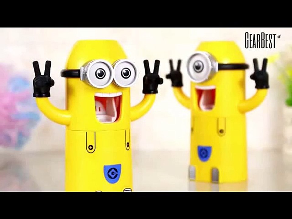 Pegman Toothbrush Rack Toothpaste Squeezer Set