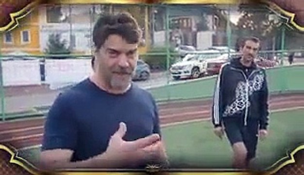 Beyaz show (Ahmet,rüştü,beyaz)futbol düellosu