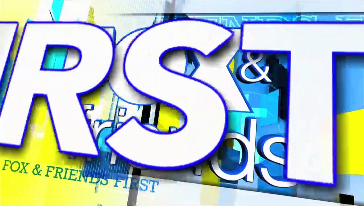 Coup double pour Noël : une bague pour Madame et une arme pour Monsieur