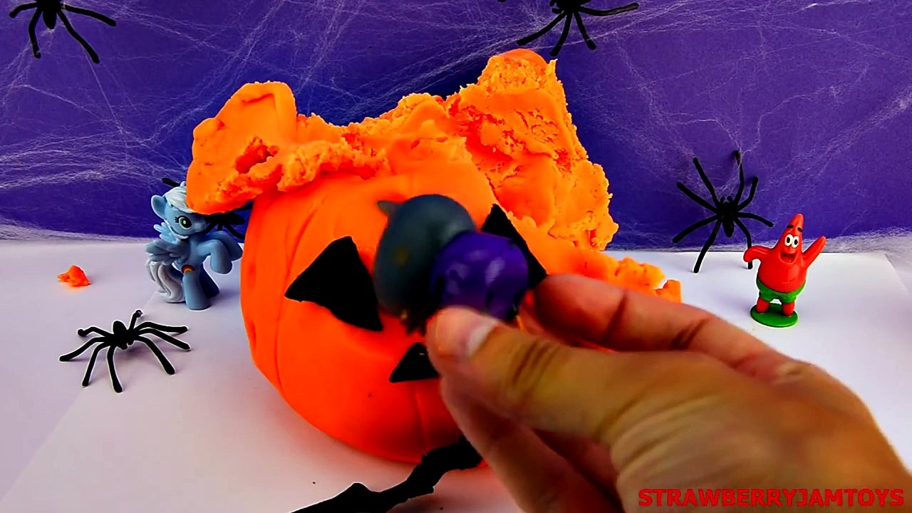 Shopkins Play Doh Frozen Halloween Spongebob Peppa Pig Elsa Zombies Surprise Eggs StrawberryJamToys