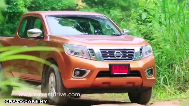2014 Toyota Hilux Vs. 2015 Nissan Navara NP300
