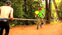 PEOPLE ARE AWESOME 2013(SUPER WICKED CRAZY STUNTS)