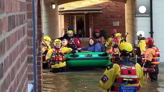 Hundreds evacuated amid northern England floods