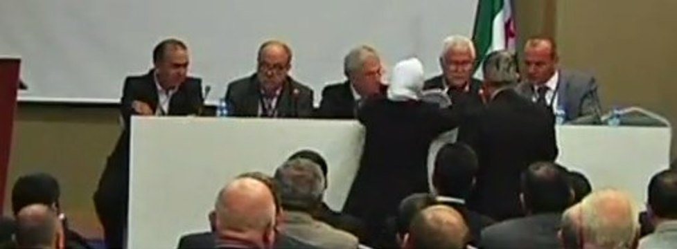 США собираются разрешить поставки оружия сирийским повстанцам