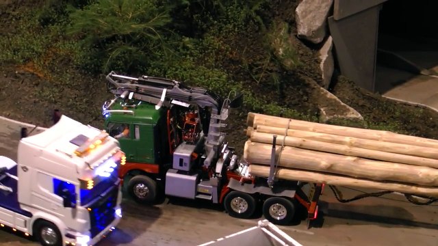 RC SCALE MODEL TRUCK IN ACTION / Faszination Modellbau 2015