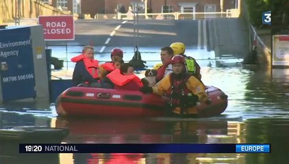 Grande - Bretagne : le nord de l'Angleterre frappé par d'importantes inondations