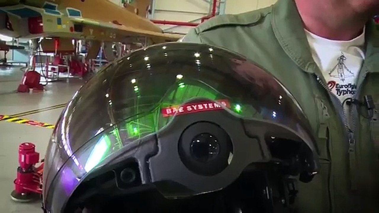 BAE Systems unveil their ultra high tech helmet Striker II