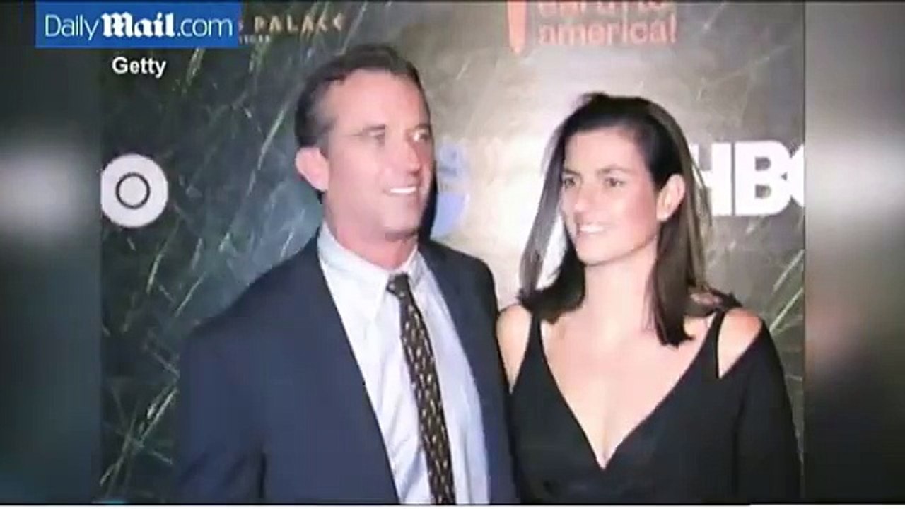 Bobby Kennedy Jr and second wife Mary at 2005 charity gala