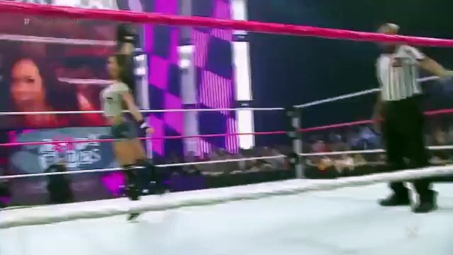 WWE SmackDown! 102414 AJ Lee vs. Alicia Fox