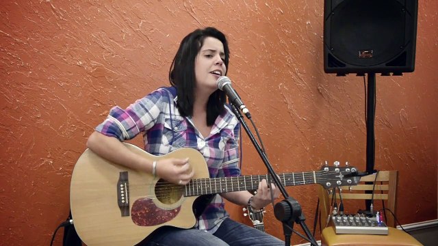 Os Anjos Cantam - Marina Melles