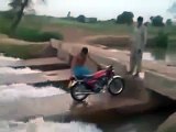 very funny clip pakistani hahahaha - YouTube