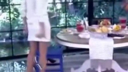 Monica Iozzi leva um tremendo tombo  no “Mais Você“