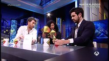 Mario Casas y Berta Vázquez ponen a prueba su compenetración - 'El Hormiguero 3.0'