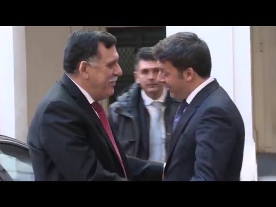 Roma - Renzi incontra a Palazzo Chigi il Primo Ministro Libico designato Fayez Al-Serraj (28.12.15)