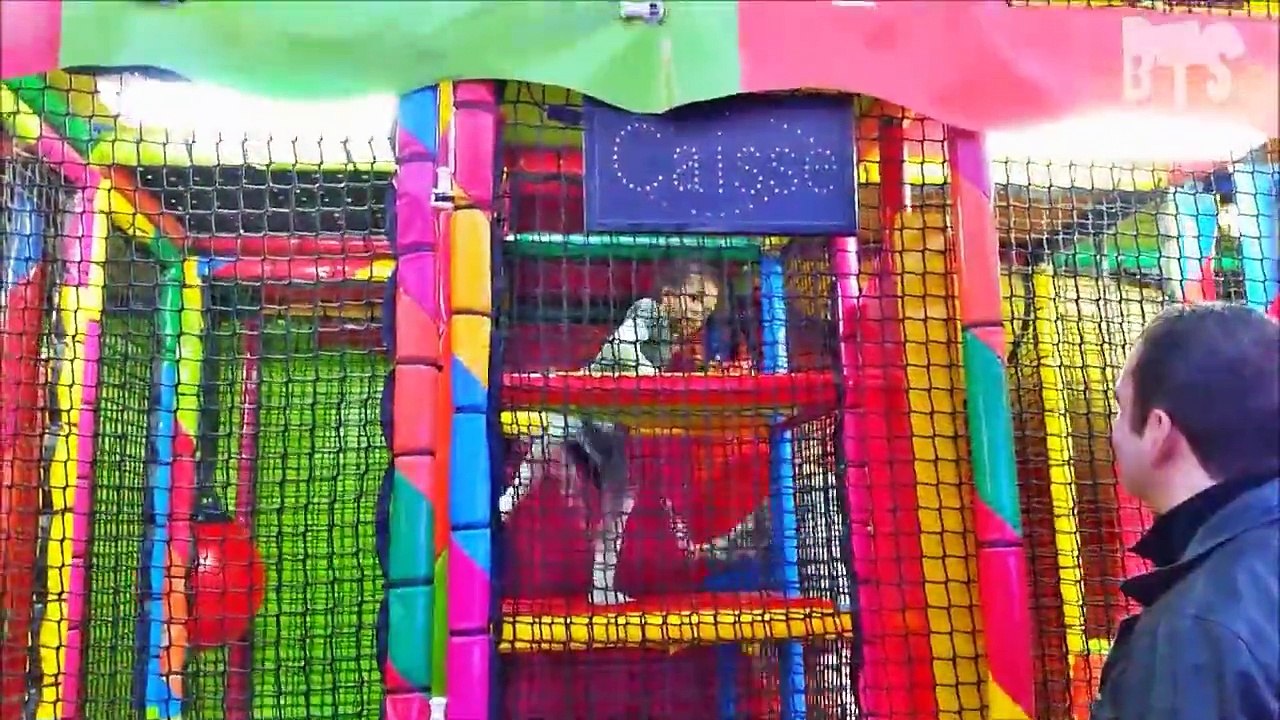 Aire de Jeux extérieure Amusant pour les Enfants de super-héros Amusant en Famille Parc | aire de Jeux Enfants