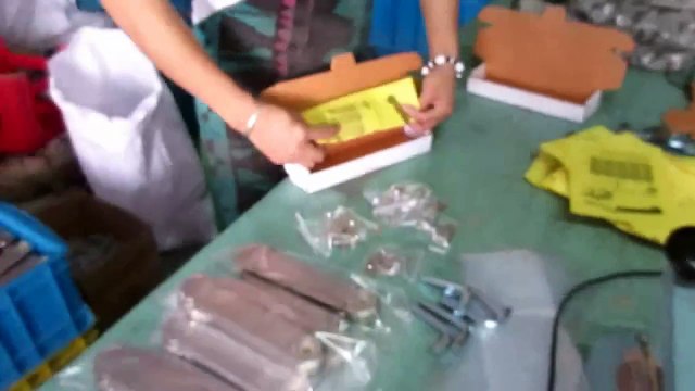 Kitchen Furniture Hardware Kitchen Cabinet Fittings - China: Spring Cabinet Support / Production 1