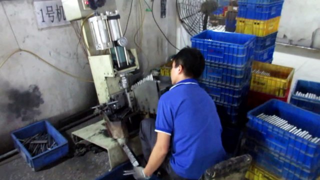 Herrajes para Muebles & Herrajes para Gabinetes - China: Compases Elevadores para Camas / Production 5