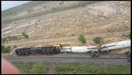 Déraillement d'un train transportant 200.000 litres d'acide sulfurique en Australie
